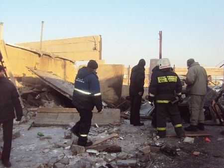 Взрыв газа в гаражном массиве Абакана. Фото ГУ МЧС России по Хакасии